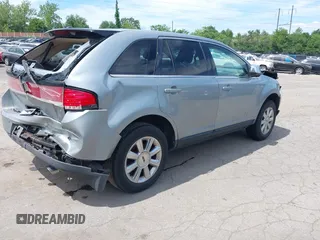 2007 Lincoln MKX with VIN 2LMDU68C77BJ15873, listed as a IAAI auction lot 42321790 with 293,869 mi miles and . Bid and sale history available at DreamBid. Image 4.