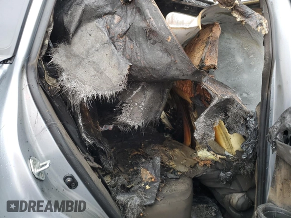 2022 Toyota Corolla Cross XLE with VIN 7MUDAABG1NV040838, listed as a Copart auction lot 43381005 with Not provided miles and Salvage title. Bid and sale history available at DreamBid. Image 11.
