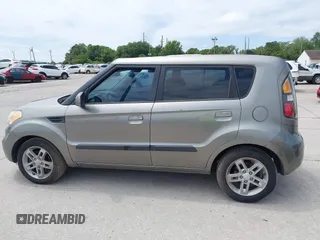 2010 Kia Soul + with VIN KNDJT2A20A7084899, listed as a IAAI auction lot 41990009 with 210,572 mi miles and . Bid and sale history available at DreamBid. Image 15.