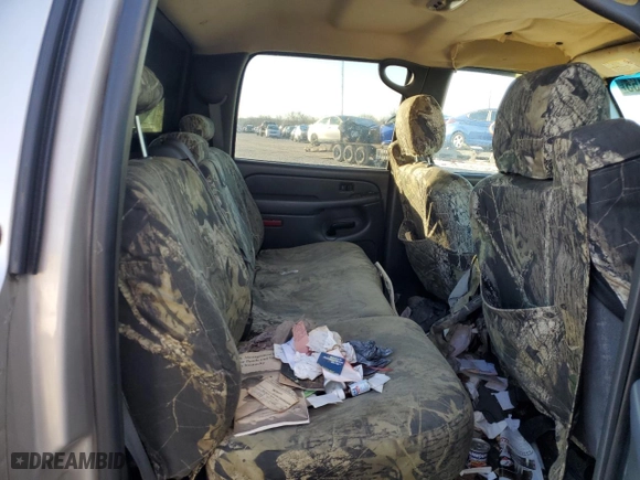 2005 Chevrolet Silverado 2500HD LS with VIN 1GCHK23U05F973102, listed as a Copart auction lot 45913155 with 0 mi miles and Salvage Title. Bid and sale history available at carsss.com. Image 10.