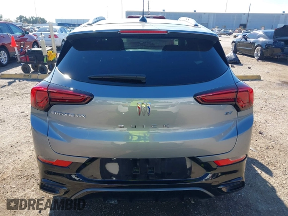 2024 Buick Encore GX Sport Touring z VIN KL4AMDSL5RB016374, wystawiony jako IAAI lot #41149918 z przebiegiem 15 512 mil mil oraz . Historia ofert i sprzedaży dostępna na DreamBid. Obrazek 17.