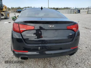 2013 Kia Optima LX z VIN 5XXGM4A77DG132022, wystawiony jako Copart lot #52178515 z przebiegiem 143 611 mil mil oraz Szkoda całkowita • Salvage title. Historia ofert i sprzedaży dostępna na DreamBid. Obrazek 6.