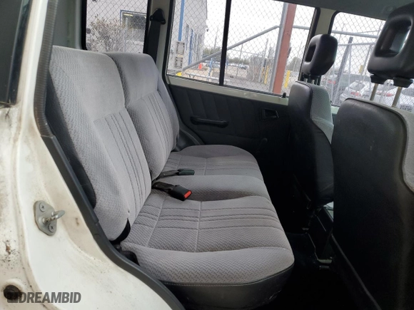 1996 Suzuki Sidekick JX with VIN 2S3TD03V7T6409487, listed as a Copart auction lot 49977795 with NaN miles and Salvage Title. Bid and sale history available at carsss.com. Image 11.