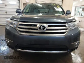 2012 Toyota Highlander Limited with VIN 5TDDK3EH4CS152327, listed as a IAAI auction lot 41661129 with 196,836 mi miles. Bid and sale history available at carsss.com. Image 12.