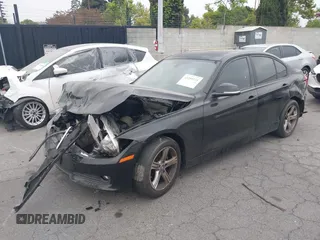 2013 BMW 3 Series 320i с VIN WBA3B1C57DK128344, выставлен на аукционе IAAI как лот 42259273 с пробегом 105 213 миль миль и . История ставок и продаж доступна на DreamBid. Изображение 2.