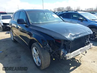 2015 Audi Q5 Premium Plus with VIN WA1DGAFP5FA054124, listed as a IAAI auction lot 41890802 with 121,860 mi miles. Bid and sale history available at carsss.com. Image 1.