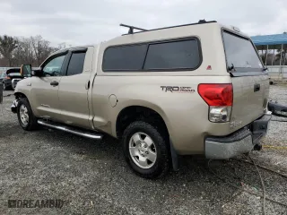 2007 Toyota Tundra SR5 with VIN 5TFBV541X7X009171, listed as a Copart auction lot 44572725 with 135,735 mi miles and Salvage Title. Bid and sale history available at carsss.com. Image 2.