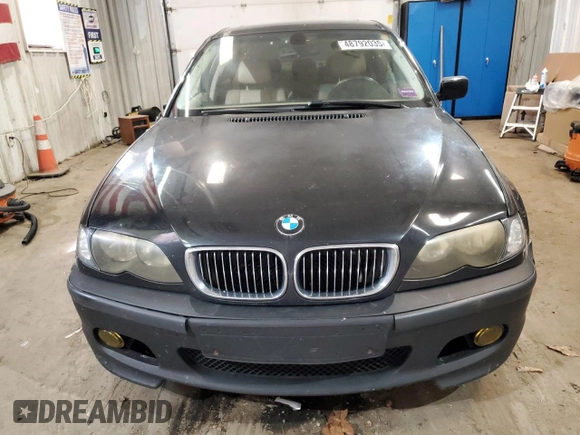 2004 BMW 3 Series 330i with VIN WBAEV53484KM32958, listed as a Copart auction lot 48792035 with 192,471 mi miles and Salvage Title. Bid and sale history available at carsss.com. Image 5.