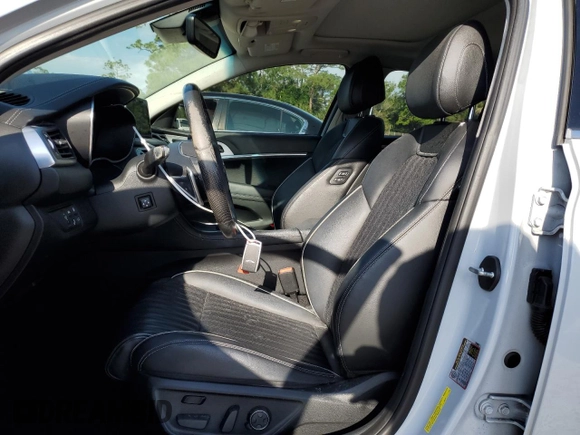 2019 Genesis G70 Advanced with VIN KMTG74LE7KU014371, listed as a Copart auction lot 49051635 with 86,418 mi miles and Non Repairable. Bid and sale history available at DreamBid. Image 7.