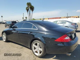 2007 Mercedes-Benz CLS-Class 5.5L with VIN WDDDJ72X17A083837, listed as a Copart auction lot 74591864 with 128,979 mi miles and Clean Title. Bid and sale history available at carsss.com. Image 2.