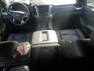 2018 Chevrolet Suburban LT with VIN 1GNSCHKC3JR389677, listed as a Copart auction lot 83560834 with 78,561 mi miles and Salvage Title. Bid and sale history available at carsss.com. Image 8.