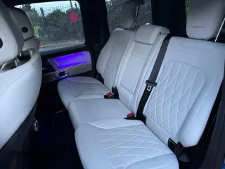 2022 Mercedes-Benz G 63 AMG z VIN W1NYC7HJ1NX437545, wystawiony jako Copart lot #66024305 z przebiegiem 9 650 mil mil oraz Czysty tytuł • Clean title. Historia ofert i sprzedaży dostępna na DreamBid. Obrazek 6.