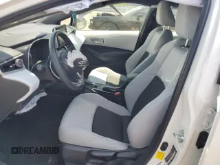 2020 Toyota Corolla Hatchback SE with VIN JTND4RBE8L3093965, listed as a Copart auction lot 66914464 with 33,584 mi miles and Salvage Title. Bid and sale history available at carsss.com. Image 7.