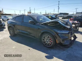 2021 Ford Mustang Mach-E GT z VIN 3FMTK4SX0MME01877, wystawiony jako Copart lot #40245063 z przebiegiem 26 657 mil mil oraz . Historia ofert i sprzedaży dostępna na DreamBid. Obrazek 4.