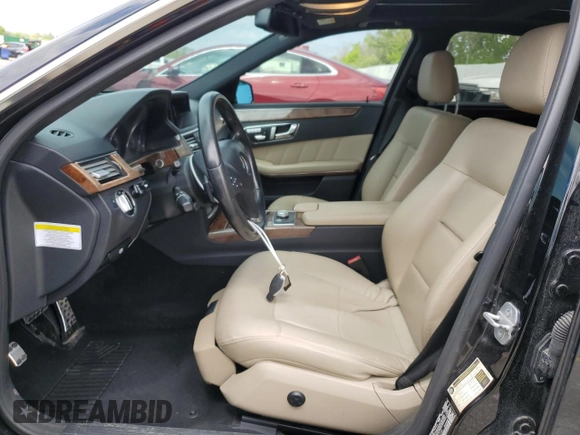 2010 Mercedes-Benz E 350 Luxury with VIN WDDHF8HB1AA260558, listed as a Copart auction lot 53979755 with 156,121 mi miles and Salvage title. Bid and sale history available at DreamBid. Image 7.
