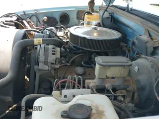 1992 Chevrolet Suburban с VIN 1GNFK16K6NJ348445, выставлен на аукционе IAAI как лот 42554575 с пробегом 211 411 миль миль и . История ставок и продаж доступна на DreamBid. Изображение 12.