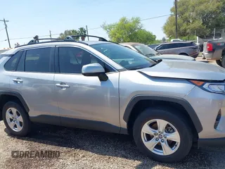 2019 Toyota RAV4 XLE with VIN 2T3W1RFVXKC023834, listed as a IAAI auction lot 41802204 with 78,187 mi miles. Bid and sale history available at carsss.com. Image 14.