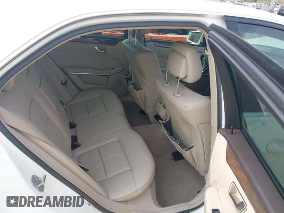2014 Mercedes-Benz E-Class E 350 Sport with VIN WDDHF5KB1EA796617, listed as a IAAI auction lot 41869606 with 105,298 mi miles. Bid and sale history available at carsss.com. Image 8.