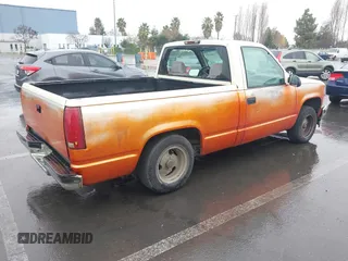 1996 Chevrolet Silverado 1500 with VIN 1GCEC14W0TZ218067, listed as a IAAI auction lot 41480287 with 280,500 mi miles and . Bid and sale history available at DreamBid. Image 4.