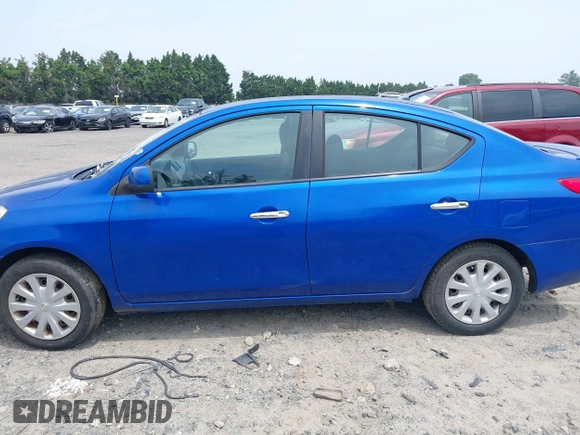 2013 Nissan Versa SV with VIN 3N1CN7AP0DL846613, listed as a IAAI auction lot 42461000 with 179,909 mi miles and . Bid and sale history available at DreamBid. Image 14.