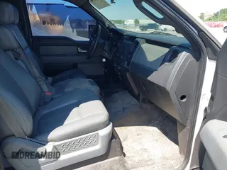 2014 Ford F-150 XL z VIN 1FTFW1CT8EKD07366, wystawiony jako IAAI lot #41941250 z przebiegiem 318 464 mil mil oraz . Historia ofert i sprzedaży dostępna na DreamBid. Obrazek 5.