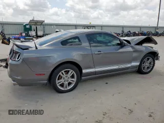 2014 Ford Mustang V6 with VIN 1ZVBP8AM3E5224293, listed as a Copart auction lot 61583305 with Not provided miles and Salvage title. Bid and sale history available at DreamBid. Image 3.