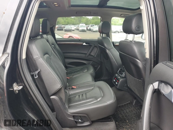 2014 Audi Q7 Premium Plus with VIN WA1LMAFE8ED020520, listed as a Copart auction lot 58448755 with 139,135 mi miles and Clean title. Bid and sale history available at DreamBid. Image 10.