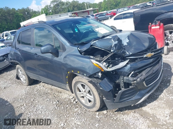 2021 Chevrolet Trax LT with VIN KL7CJLSB7MB325696, listed as a IAAI auction lot 42244114 with Not provided miles and . Bid and sale history available at DreamBid. Image 1.