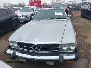 1983 Mercedes-Benz 380 with VIN WDBBA45A0DB024774, listed as a IAAI auction lot 41882815 with 138,386 mi miles. Bid and sale history available at carsss.com. Image 12.