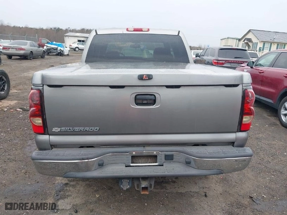 2007 Chevrolet Silverado 1500 Classic LT1 with VIN 2GCEK13Z971109264, listed as a IAAI auction lot 41157866 with 234,518 mi miles. Bid and sale history available at carsss.com. Image 16.