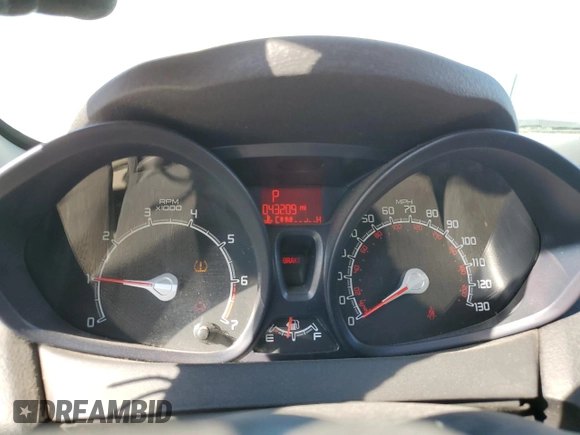 2013 Ford Fiesta S with VIN 3FADP4AJ3DM111257, listed as a Copart auction lot 73243404 with 43,209 mi miles and Clean title. Bid and sale history available at DreamBid. Image 9.