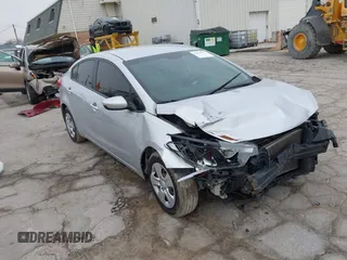 2015 Kia Forte LX with VIN KNAFK4A69F5437163, listed as a IAAI auction lot 42014912 with 220,953 mi miles and . Bid and sale history available at carsss.com. Image 1.