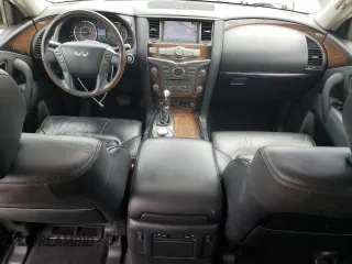 2011 Infiniti QX56 8-passenger z VIN JN8AZ2NC7B9300341, wystawiony jako Copart lot #52969675 z przebiegiem 146 118 mil mil oraz Szkody całkowita. Historia ofert i sprzedaży dostępna na DreamBid. Obrazek 8.