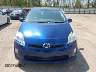2011 Toyota Prius I with VIN JTDKN3DU3B0315824, listed as a IAAI auction lot 42034022 with 230,653 mi miles. Bid and sale history available at carsss.com. Image 12.