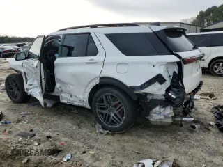 2025 Ford Explorer ST with VIN 1FMWK8GC9SGA25858, listed as a Copart auction lot 86592124 with 6,735 mi miles and Salvage Title. Bid and sale history available at carsss.com. Image 2.