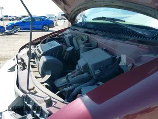 2003 Chevrolet Astro с VIN 1GNDM19X63B115634, выставлен на аукционе IAAI как лот 42953588 с пробегом 149 048 миль миль и . История ставок и продаж доступна на DreamBid. Изображение 13.