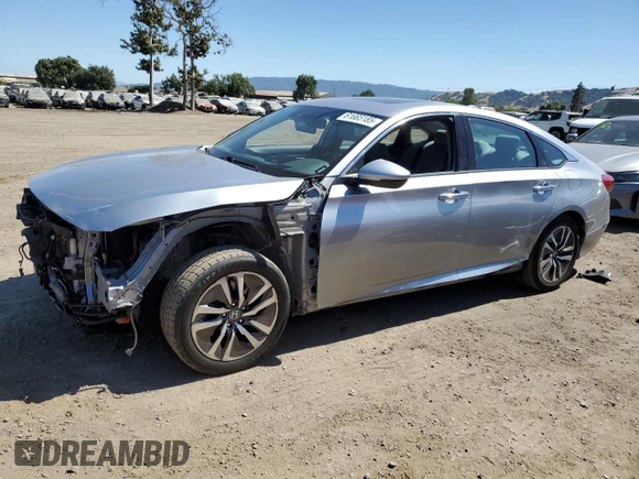 2019 Honda Accord Touring with VIN 1HGCV3F97KA018712, listed as a Copart auction lot 61665185 with 104,392 mi miles and Salvage title. Bid and sale history available at DreamBid. Image 1.