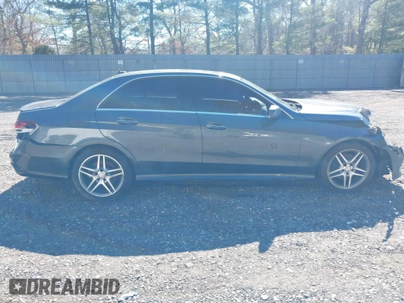 2016 Mercedes-Benz E with VIN WDDHF8JB7GB232874, listed as a IAAI auction lot 41735578 with 53,521 mi miles. Bid and sale history available at carsss.com. Image 13.