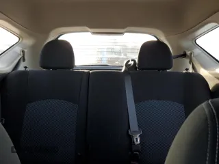 2018 Nissan Note SV z VIN 3N1CE2CP3JL361376, wystawiony jako Copart lot #45327995 z przebiegiem 115 907 mil mil oraz Szkoda całkowita • Salvage title. Historia ofert i sprzedaży dostępna na DreamBid. Obrazek 10.