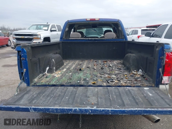 2000 Chevrolet Silverado 1500 LS with VIN 2GCEC19T3Y1300390, listed as a IAAI auction lot 41555922 with 350,074 mi miles and . Bid and sale history available at DreamBid. Image 8.