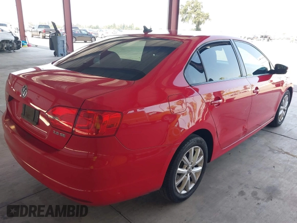 2012 Volkswagen Jetta SE z VIN 3VWDP7AJ0CM370635, wystawiony jako IAAI lot #42458308 z przebiegiem 183 142 mil mil oraz . Historia ofert i sprzedaży dostępna na DreamBid. Obrazek 4.