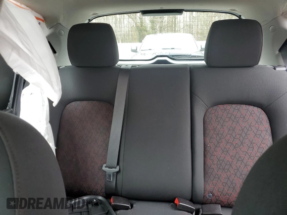 2018 Chevrolet Sonic LT z VIN 1G1JD6SB8J4112882, wystawiony jako Copart lot #50329714 z przebiegiem 92 192 mil mil oraz Szkoda całkowita • Salvage title. Historia ofert i sprzedaży dostępna na DreamBid. Obrazek 10.