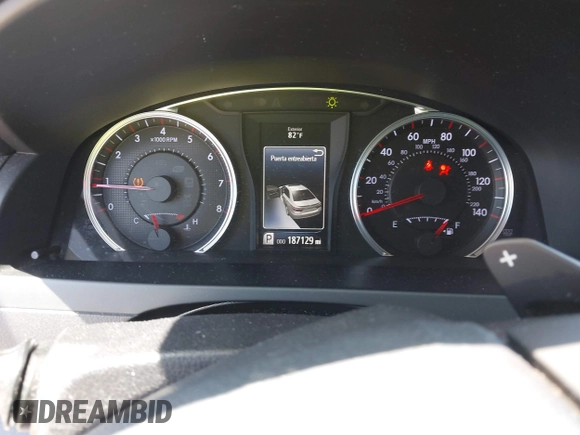 2015 Toyota Camry XLE with VIN 4T1BF1FK7FU020846, listed as a IAAI auction lot 42017645 with 187,129 mi miles. Bid and sale history available at carsss.com. Image 16.