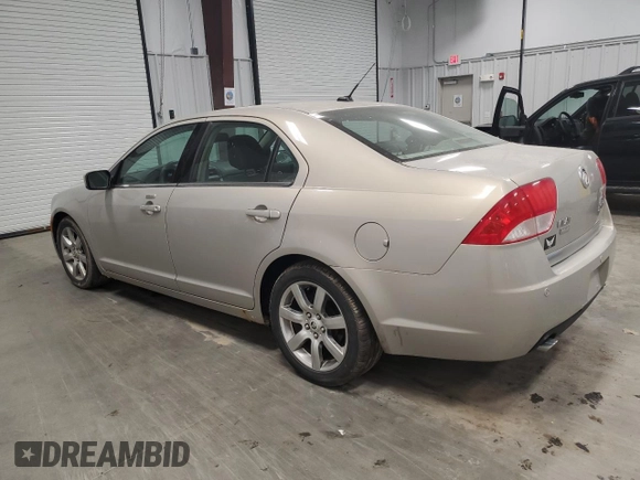 2010 Mercury Milan Premier z VIN 3MEHM0CG8AR655281, wystawiony jako Copart lot #87126464 z przebiegiem 128 760 mil mil oraz Czysty tytuł • Clean title. Historia ofert i sprzedaży dostępna na DreamBid. Obrazek 2.