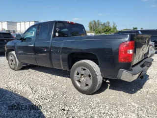 2010 Chevrolet Silverado 1500 LT with VIN 1GCSCSE06AZ133718, listed as a Copart auction lot 48911275 with 232,479 mi miles and Salvage Title. Bid and sale history available at DreamBid. Image 2.