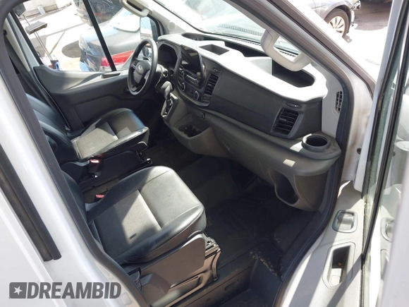 2021 Ford Transit Cargo с VIN 1FTBR1C84MKA37715, выставлен на аукционе IAAI как лот 41912160 с пробегом 185 240 миль миль и . История ставок и продаж доступна на DreamBid. Изображение 5.