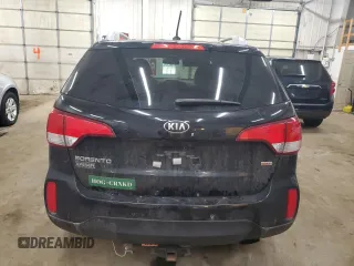 2014 Kia Sorento LX z VIN 5XYKT4A77EG499626, wystawiony jako Copart lot #49983865 z przebiegiem 227 978 mil mil oraz Nie do naprawy • Non repairable. Historia ofert i sprzedaży dostępna na DreamBid. Obrazek 6.