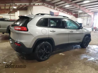 2016 Jeep Cherokee Latitude with VIN 1C4PJMCS9GW120841, listed as a Copart auction lot 48255885 with 136,934 mi miles and Clean Title. Bid and sale history available at carsss.com. Image 3.