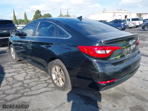 2015 Hyundai Sonata 2.4L SE with VIN 5NPE24AF9FH231906, listed as a IAAI auction lot 41403939 with 1 mi miles. Bid and sale history available at carsss.com. Image 3.