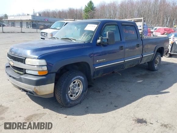 2002 Chevrolet Silverado 2500HD LS with VIN 1GCHK23U52F128404, listed as a IAAI auction lot 42079138 with 153,613 mi miles. Bid and sale history available at carsss.com. Image 17.